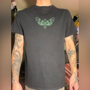 Men’s Medium Empyre Black & Green Moth T shirt